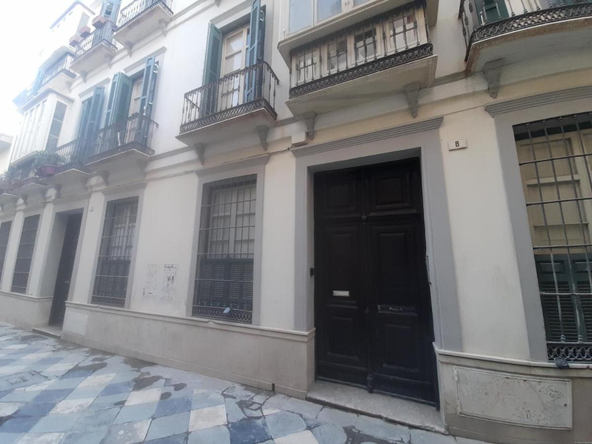 Апартаменты Apartamento Centro Historico Малага Экстерьер фото